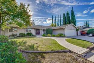 12261 Viewoak Dr - Photo 1 of 1