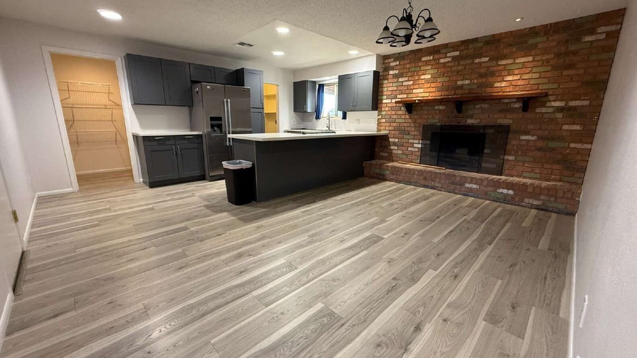 3707 W Alice Ave - Photo 7 of 26