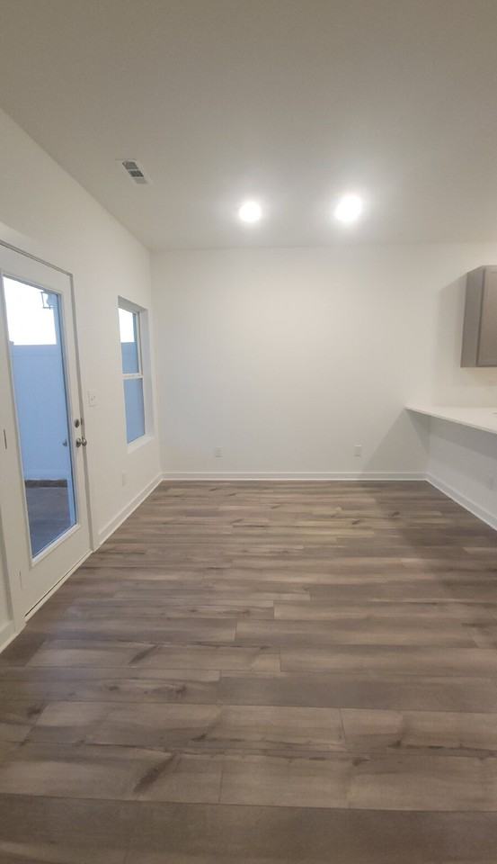 7597 Discovery Point Dr Nw - Photo 4 of 37