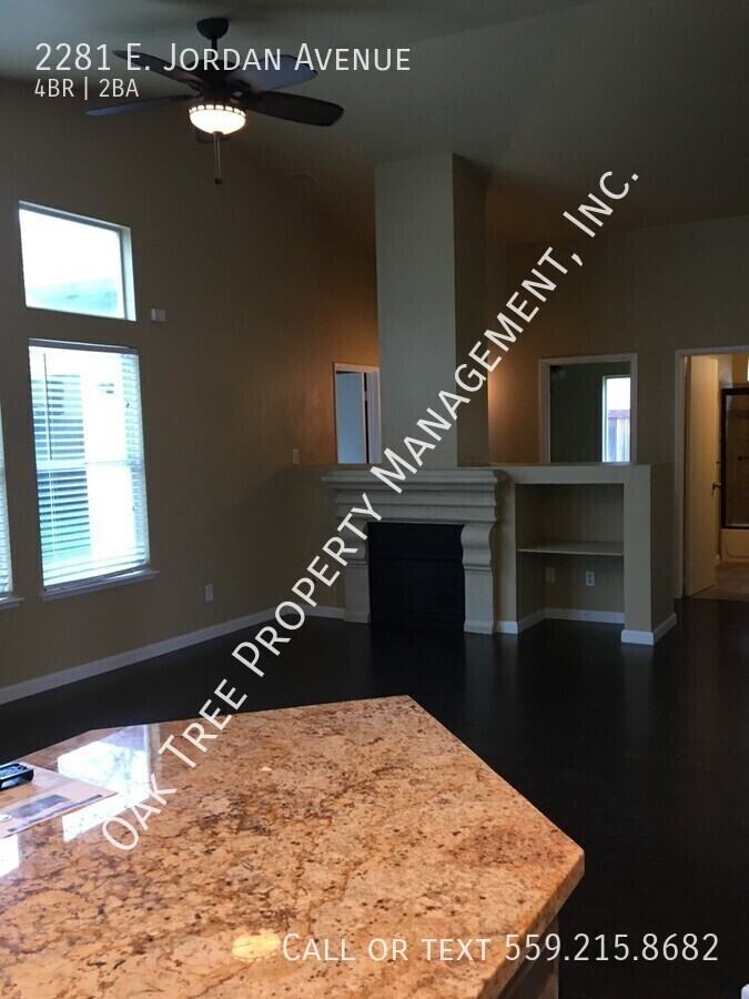 2281 East Jordan Avenue - Photo 3 of 9