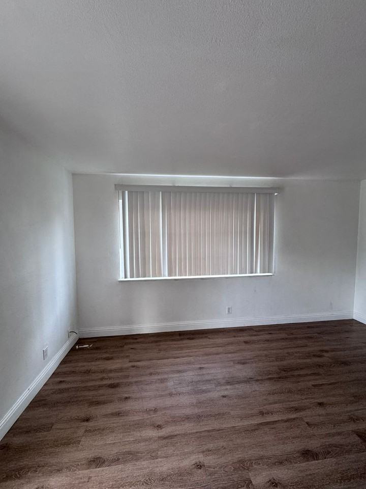 761 Shepherd Avenue #1 - Photo 2 of 9