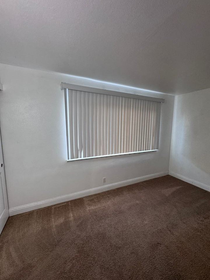 761 Shepherd Avenue #1 - Photo 6 of 9