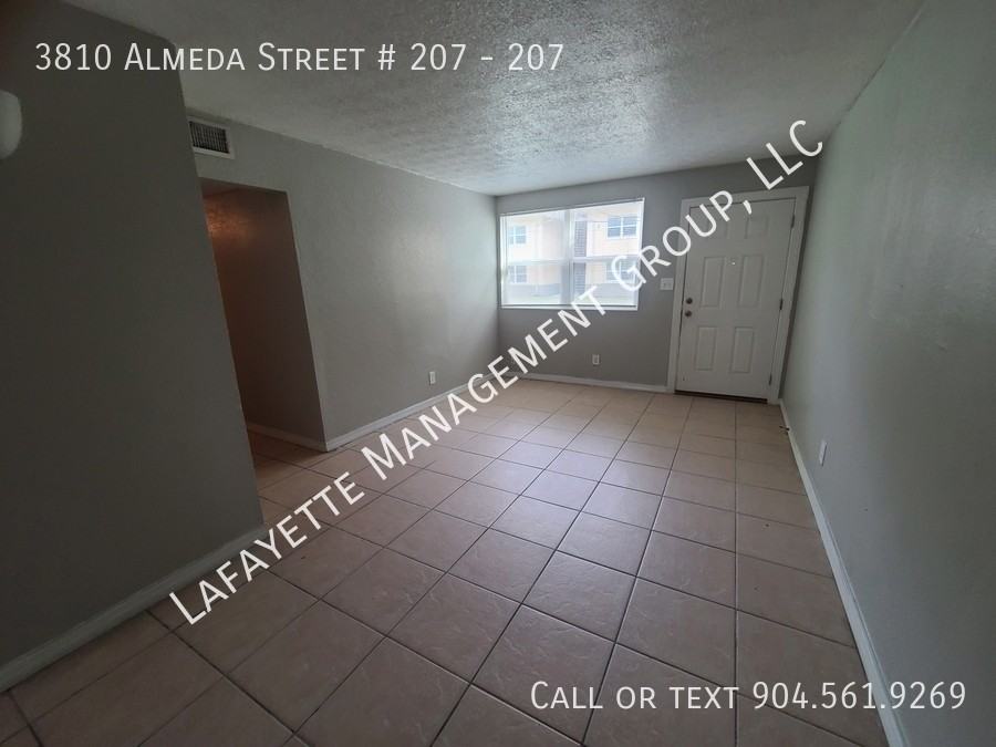 3810 Almeda St #207 - Photo 5 of 13