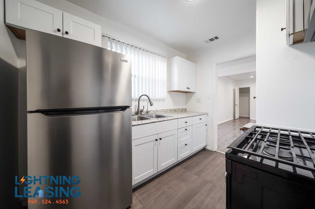 12621 Burbank Boulevard #12621-1-2 - Photo 2 of 21