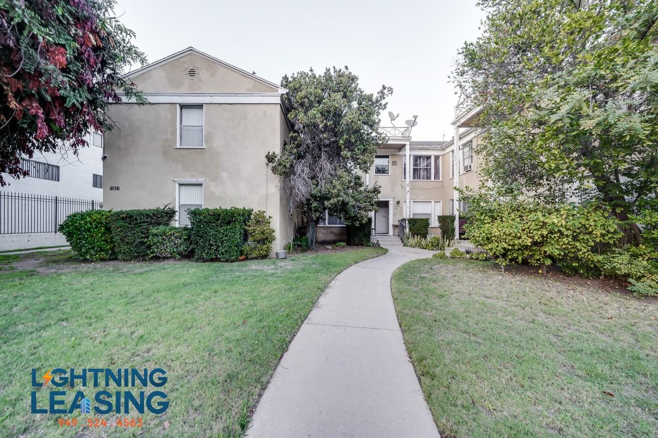 12621 Burbank Boulevard #12621-1-2 - Photo 3 of 21