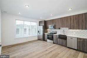 2000 North Front Street #1