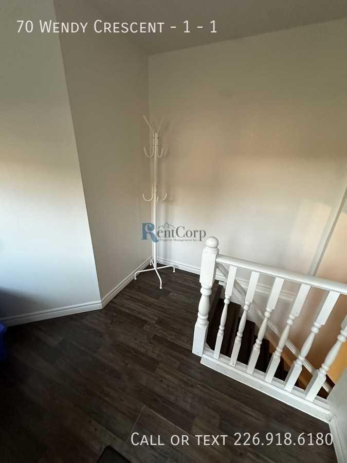 70 Wendy Cres #1 - Photo 6 of 13