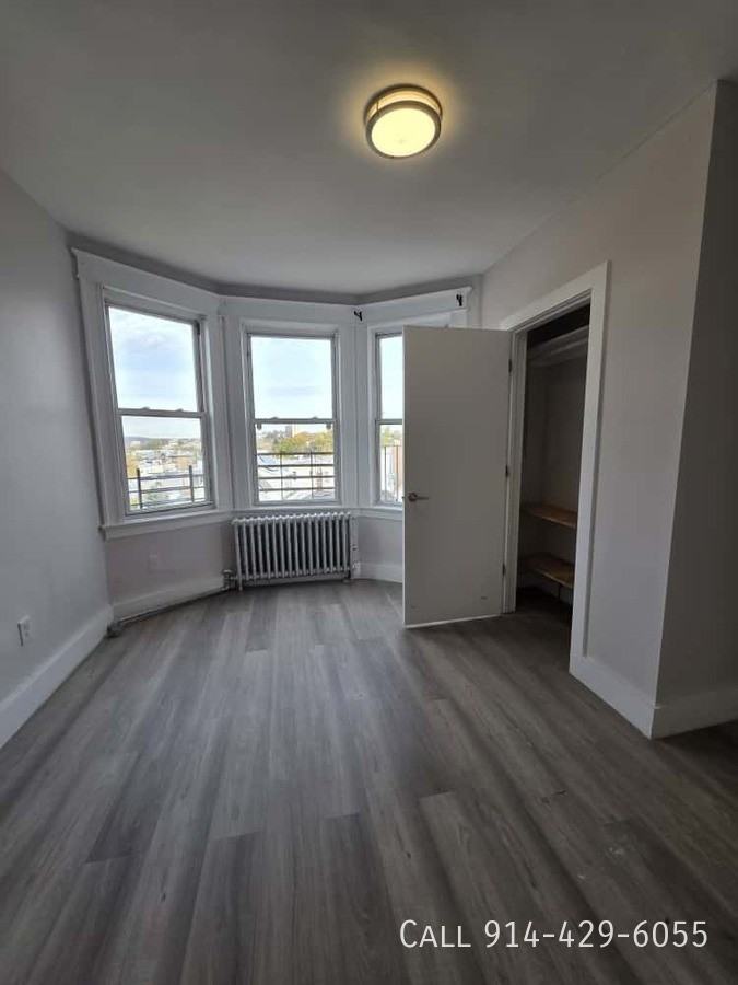 52 Poplar St - Photo 2 of 10