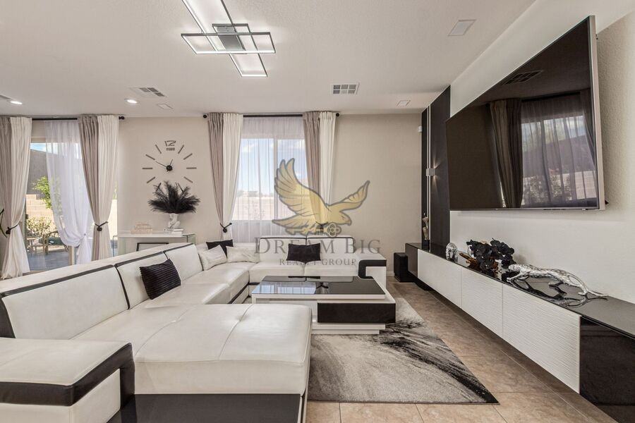 10178 Blacktail Hill Ct - Photo 5 of 46