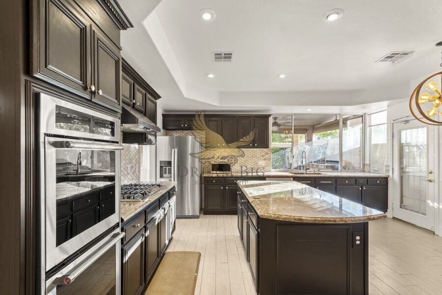 9513 Cloudcroft Avenue - Photo 4 of 36