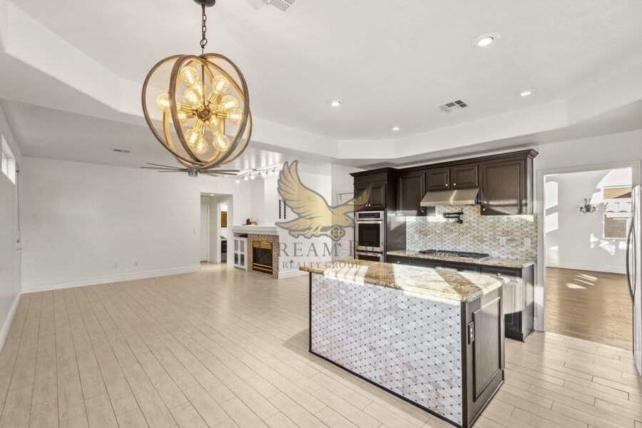 9513 Cloudcroft Avenue - Photo 6 of 36