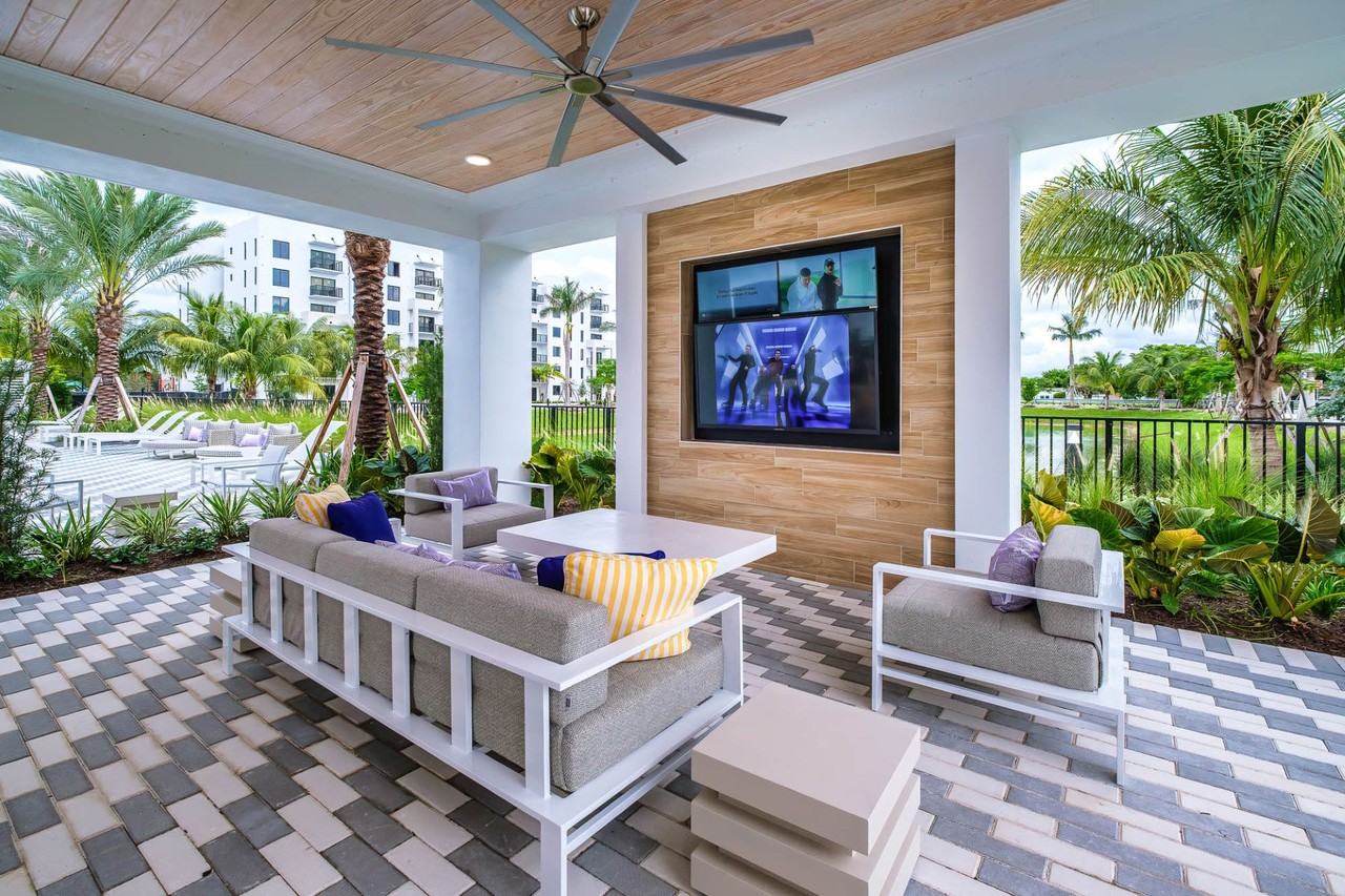 Altis Grand Kendall - Photo 3 of 50