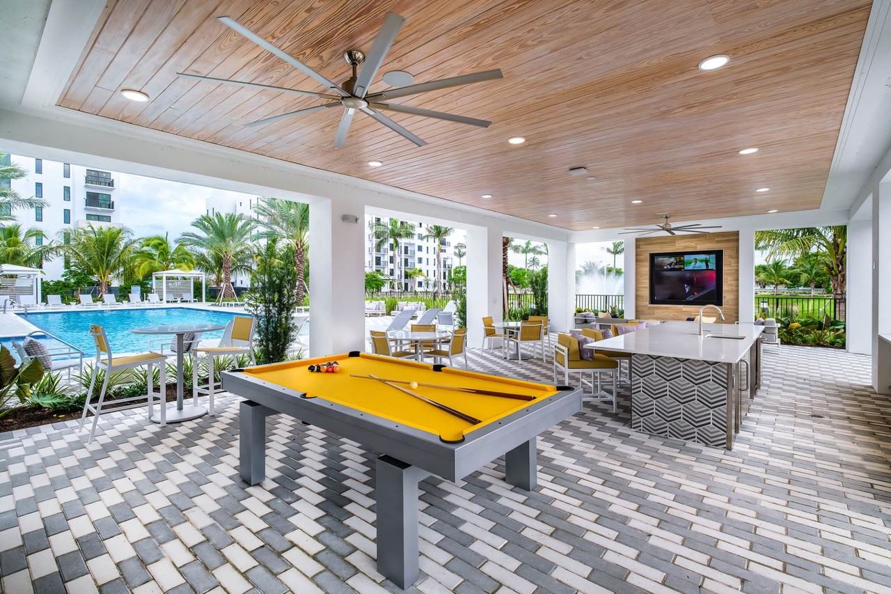 Altis Grand Kendall - Photo 4 of 50