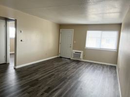 featured image of 516 W Tregallas Rd