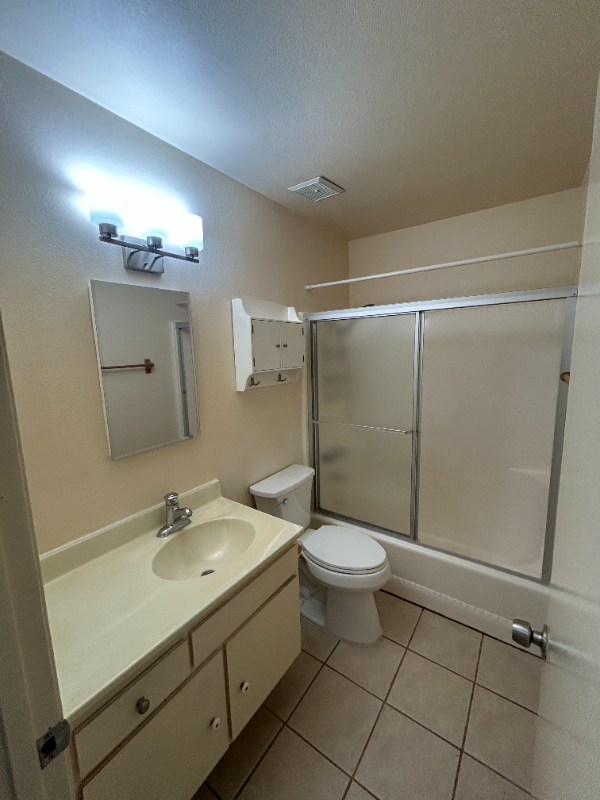 13950 Via Rimini - Photo 4 of 4