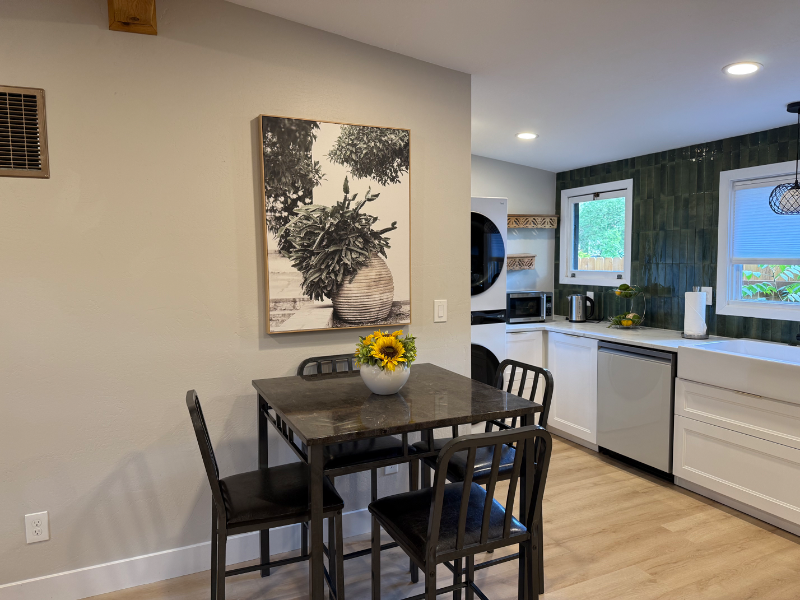 945 N 7th St - Photo 7 of 10