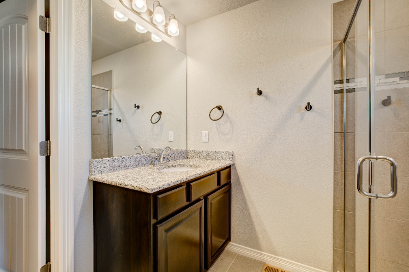 884 Winding Brook Dr - Photo 7 of 10