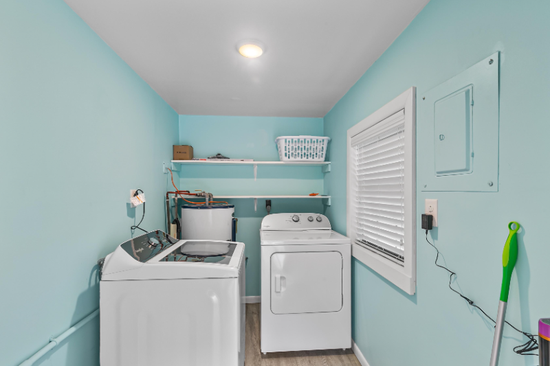 2003 Roebuck St - Photo 5 of 20