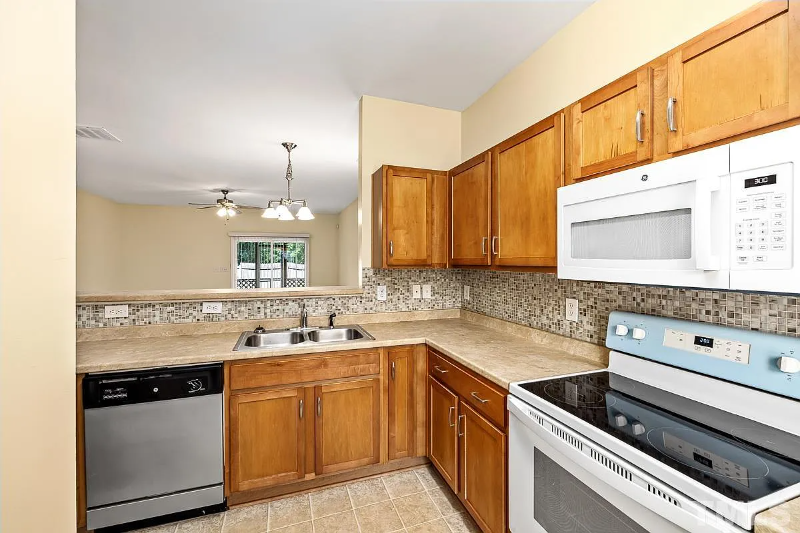 5806 Osprey Cove Dr - Photo 5 of 15