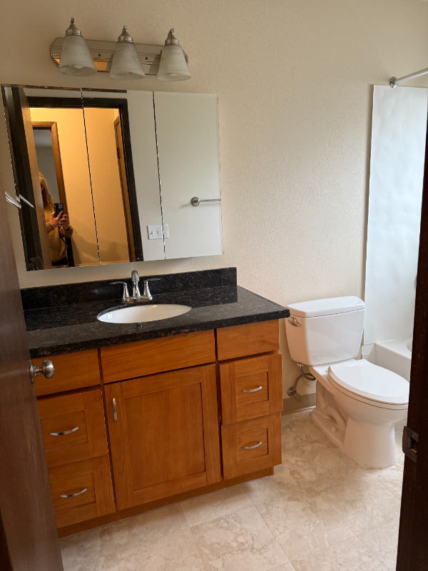 8532 Phinney Ave N #501 - Photo 3 of 13