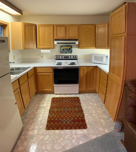 334 Flathead Lodge Rd - Photo 3 of 17