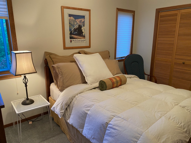 334 Flathead Lodge Rd - Photo 5 of 17