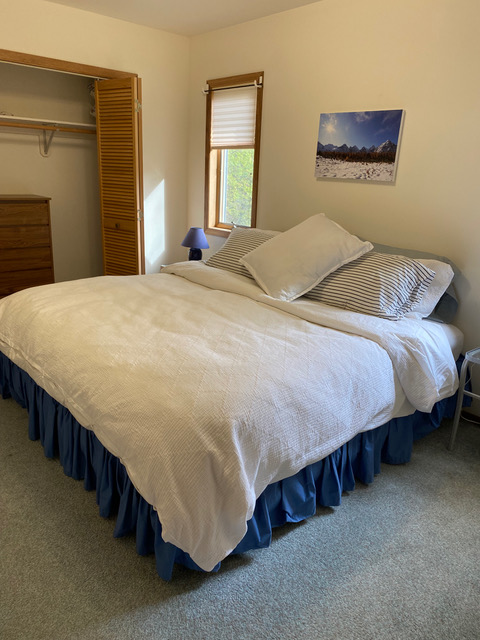 334 Flathead Lodge Rd - Photo 6 of 17