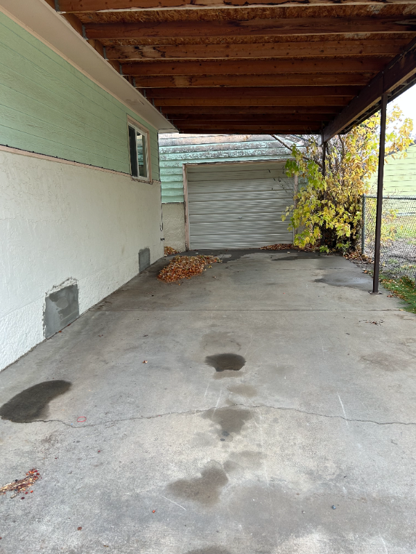 1611 5th Ave S - Photo 3 of 17