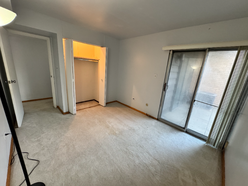 6139 Knoll Wood Rd - Photo 3 of 9