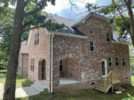 featured image of 432 Bluegrass Ave