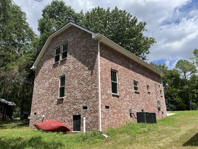 432 Bluegrass Ave - Photo 2 of 9