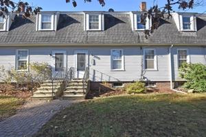 featured image of 32 Nelson Way #32