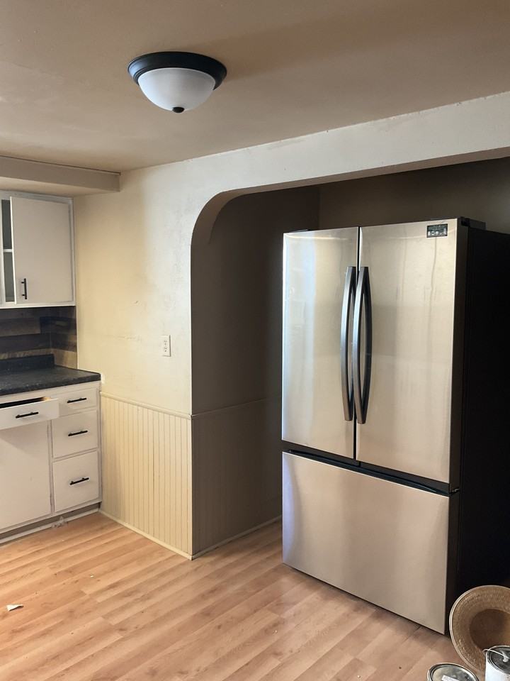 407 N Vine Ave #NA - Photo 2 of 11