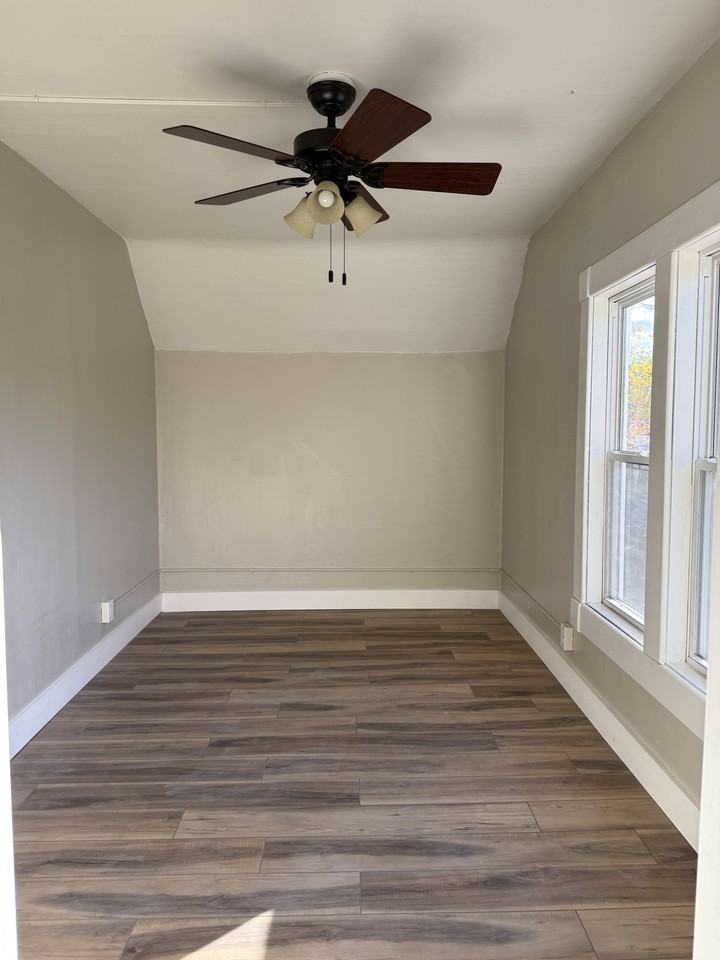 377 Ellis Street #377-1-2 - Photo 3 of 7