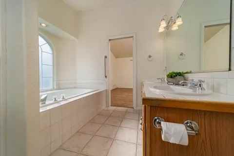 601 Shadowbrook Dr #NA - Photo 5 of 12