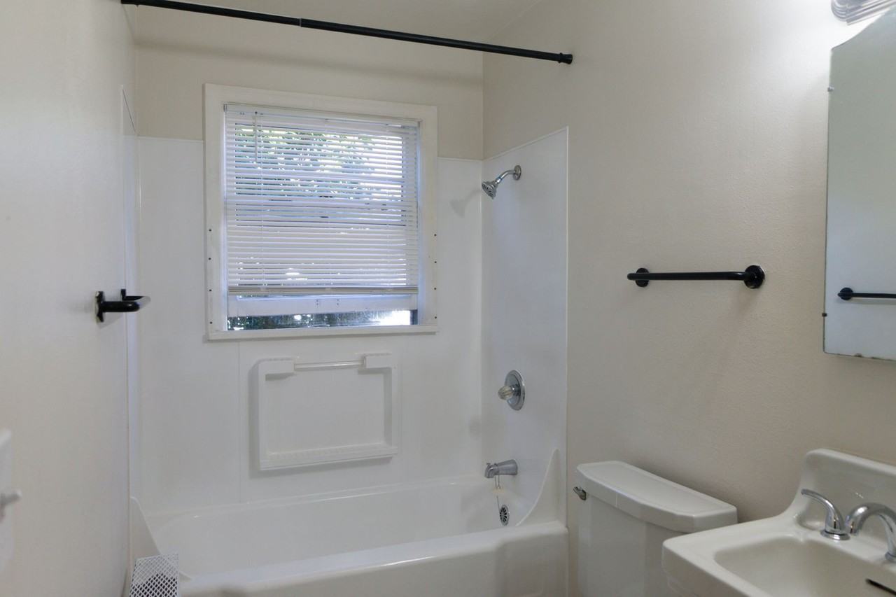 97301 The Interurban Apartments - Photo 7 of 9