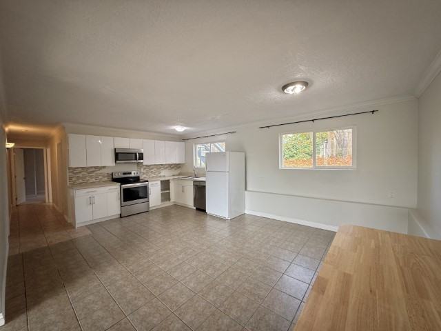 5855 Sycamore Street - Photo 3 of 18