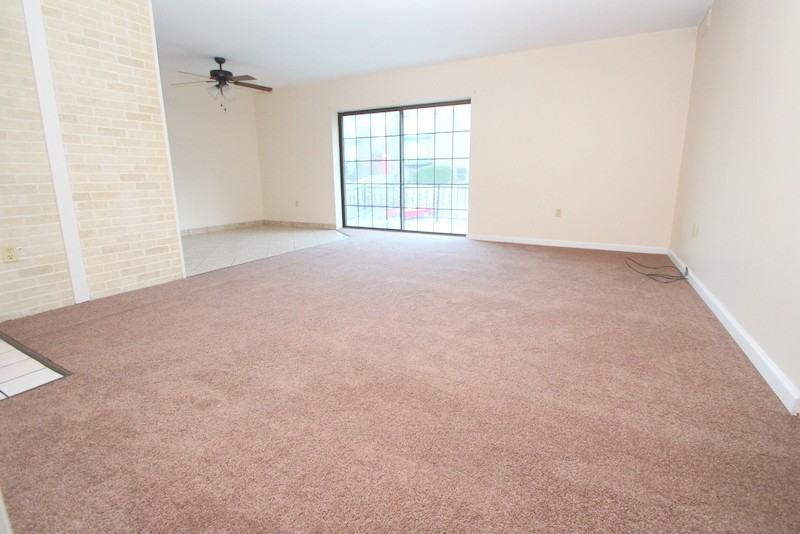 COLONIAL ARMS APARTMENTS -- 009 - Photo 7 of 50