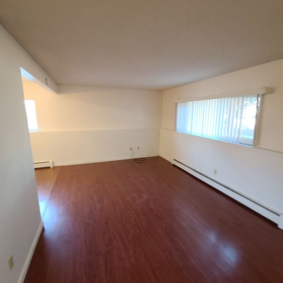 494 Harris Road - Photo 4 of 18