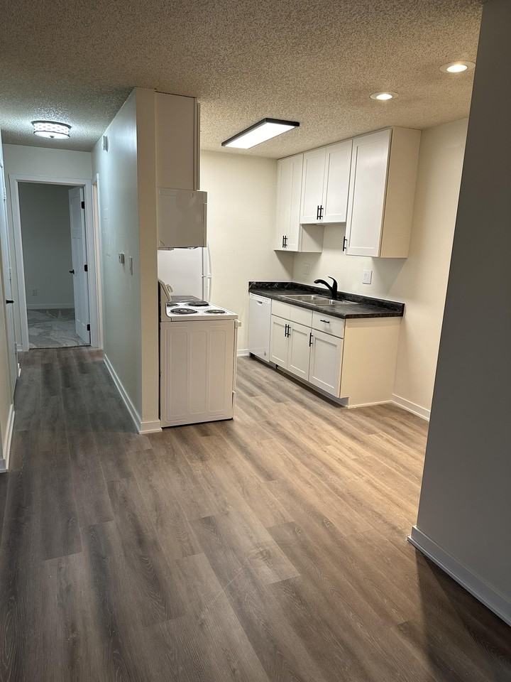 640 S. 4th St. - Photo 2 of 6