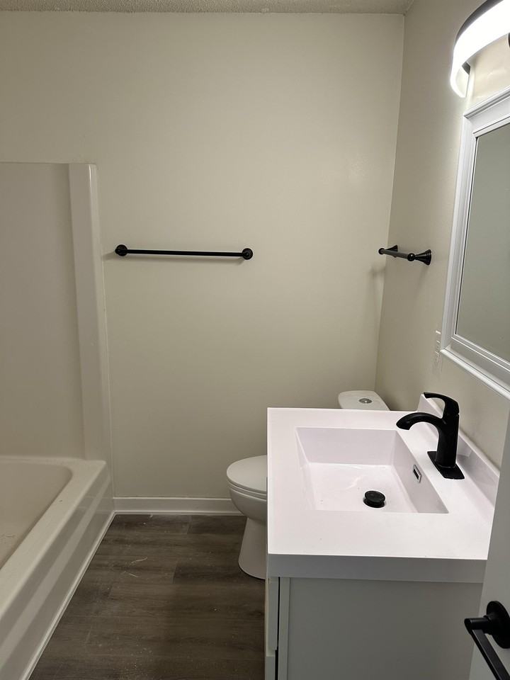 640 S. 4th St. - Photo 4 of 6