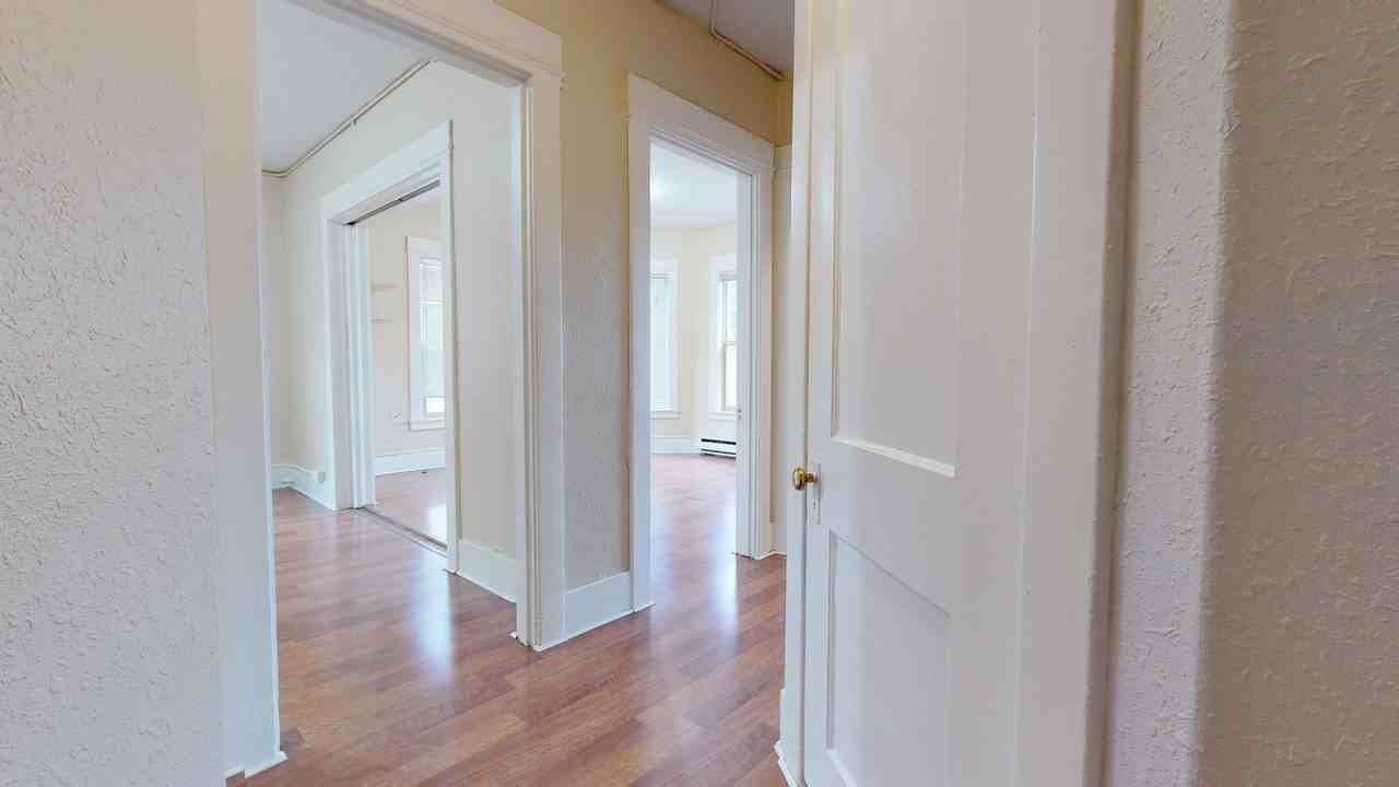 Welcome to Roycroft! A beautiful turn of the century property in Capitol Hill! First month free! - Photo 4 of 50