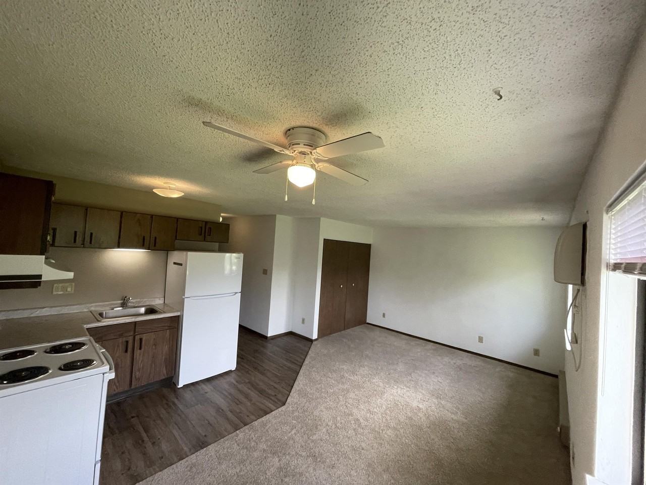 River Bluff Apartment Homes - Photo 2 of 16