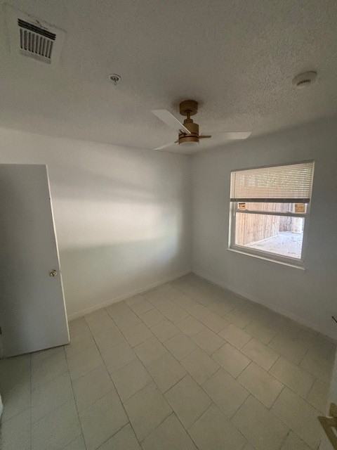 518 NORTH 8TH STREET - Photo 6 of 11