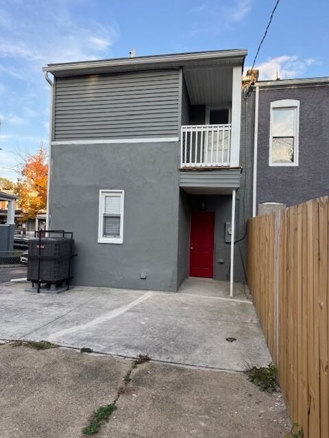 1922 North Bentalou Street - Photo 4 of 41