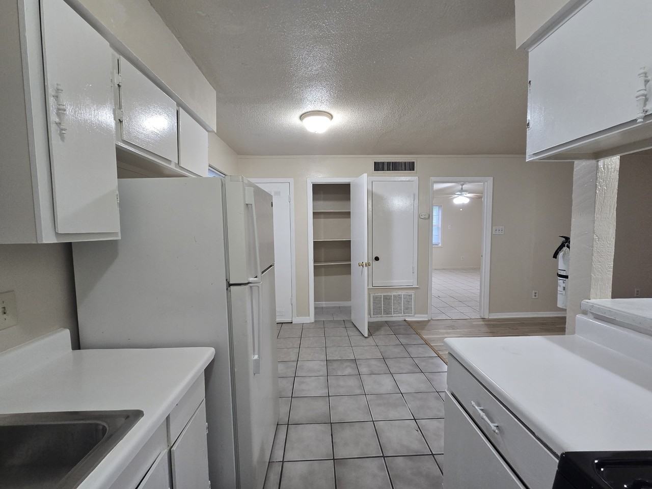 3714 Ave S - Photo 2 of 9