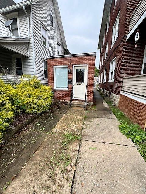 2120 West 4th Street - Photo 3 of 13