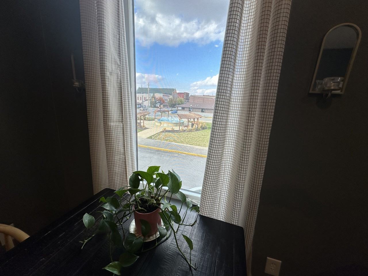 317 South Anderson Street - Photo 6 of 29