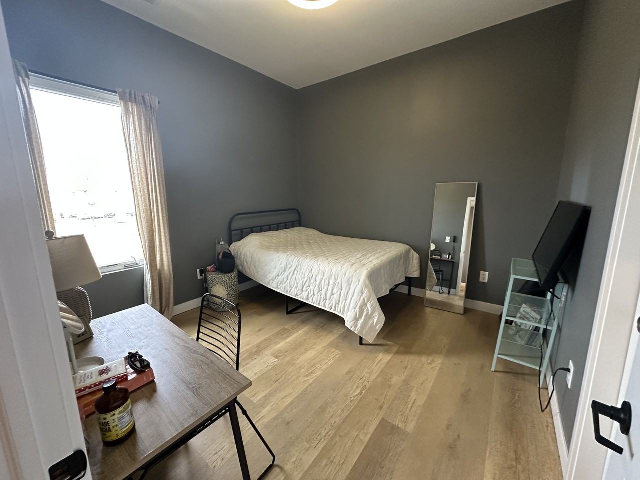 317 South Anderson Street - Photo 7 of 29