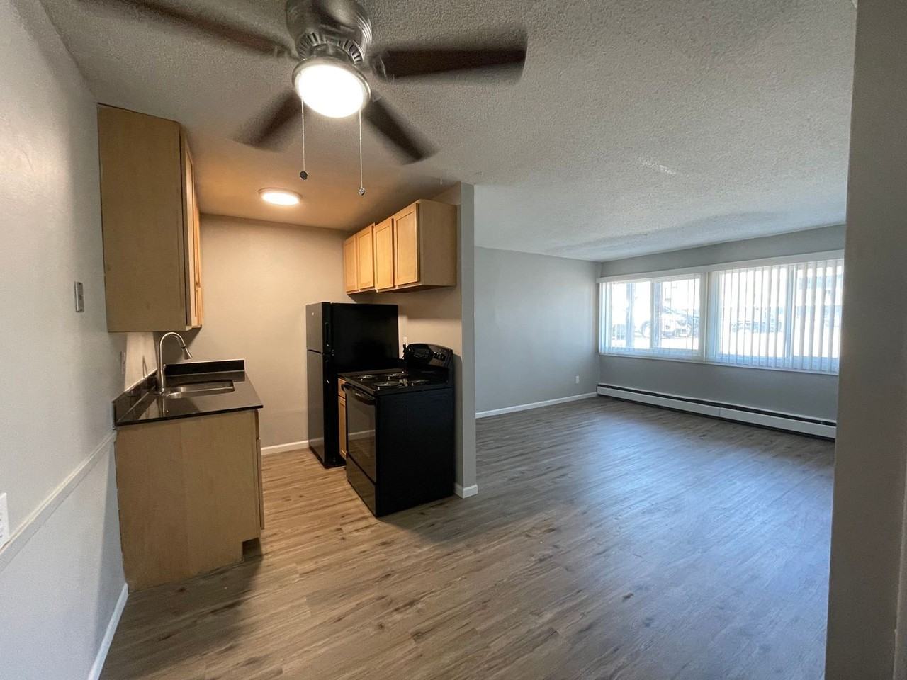 2732 2nd Avenue S - Photo 2 of 5